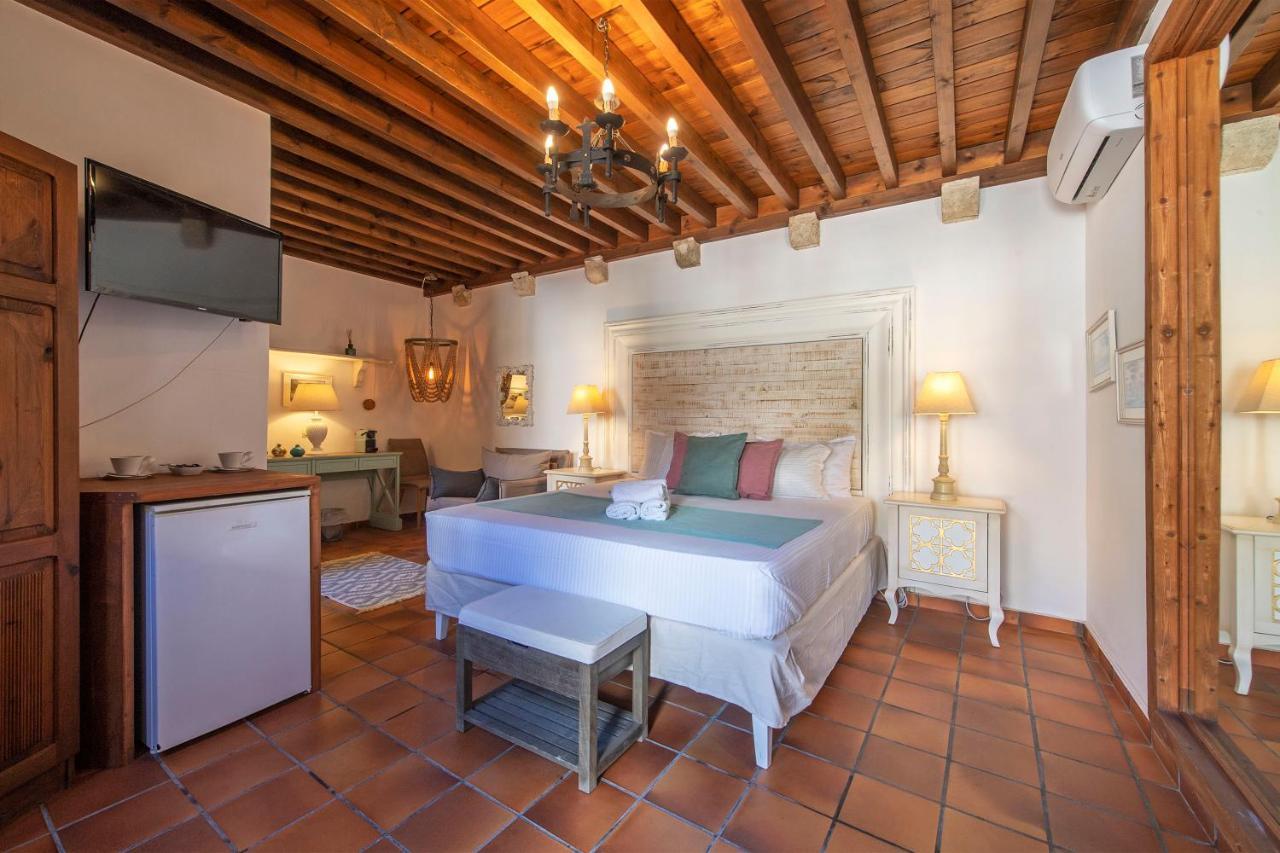 Saint Artemios Boutique Hotel Rhodes City エクステリア 写真