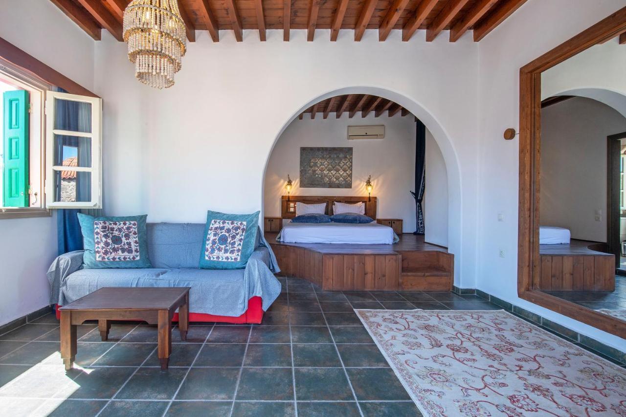 Saint Artemios Boutique Hotel Rhodes City エクステリア 写真
