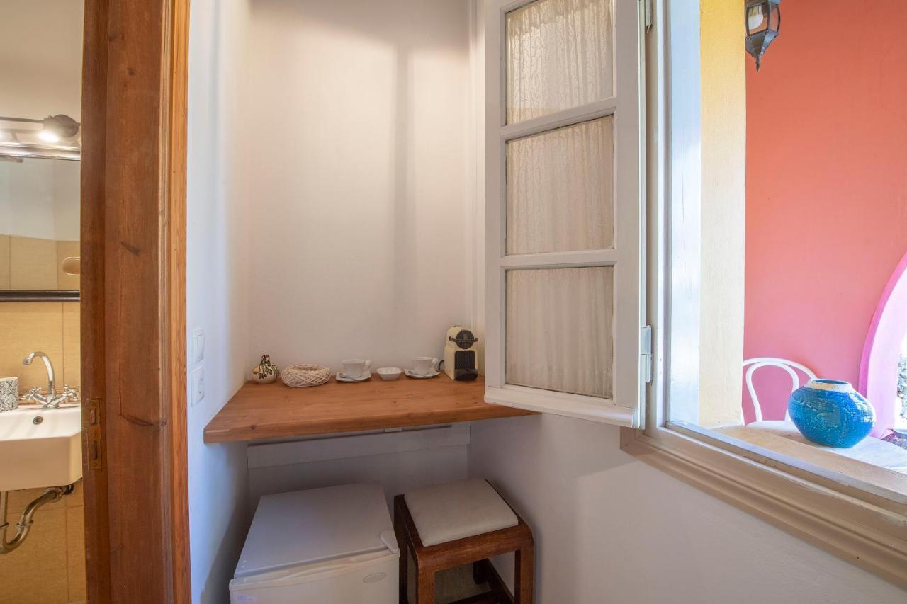Saint Artemios Boutique Hotel Rhodes City エクステリア 写真