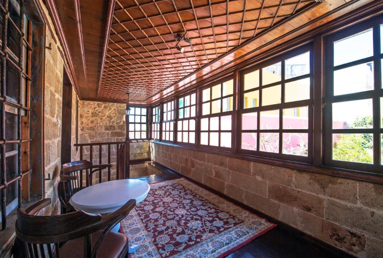 Saint Artemios Boutique Hotel Rhodes City エクステリア 写真